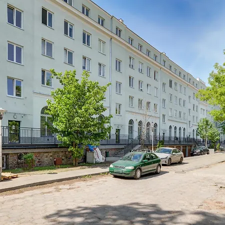 Leszno 32 By Nyx *